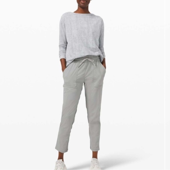 Lululemon Beyond Studio Jogger Pants Straight Leg Slim Fit Luxtreme Gray Size 4 - Picture 2 of 14